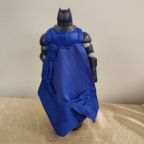Batman DC Comics Mattel Action Figure 12" - Picture 6 of 10